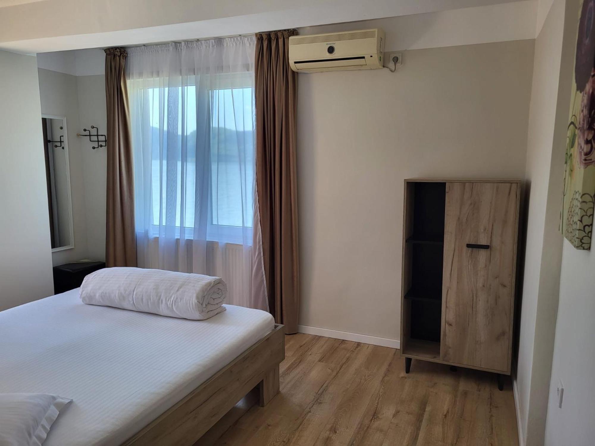 Casa Ana Serena Ieşelniţa Esterno foto
