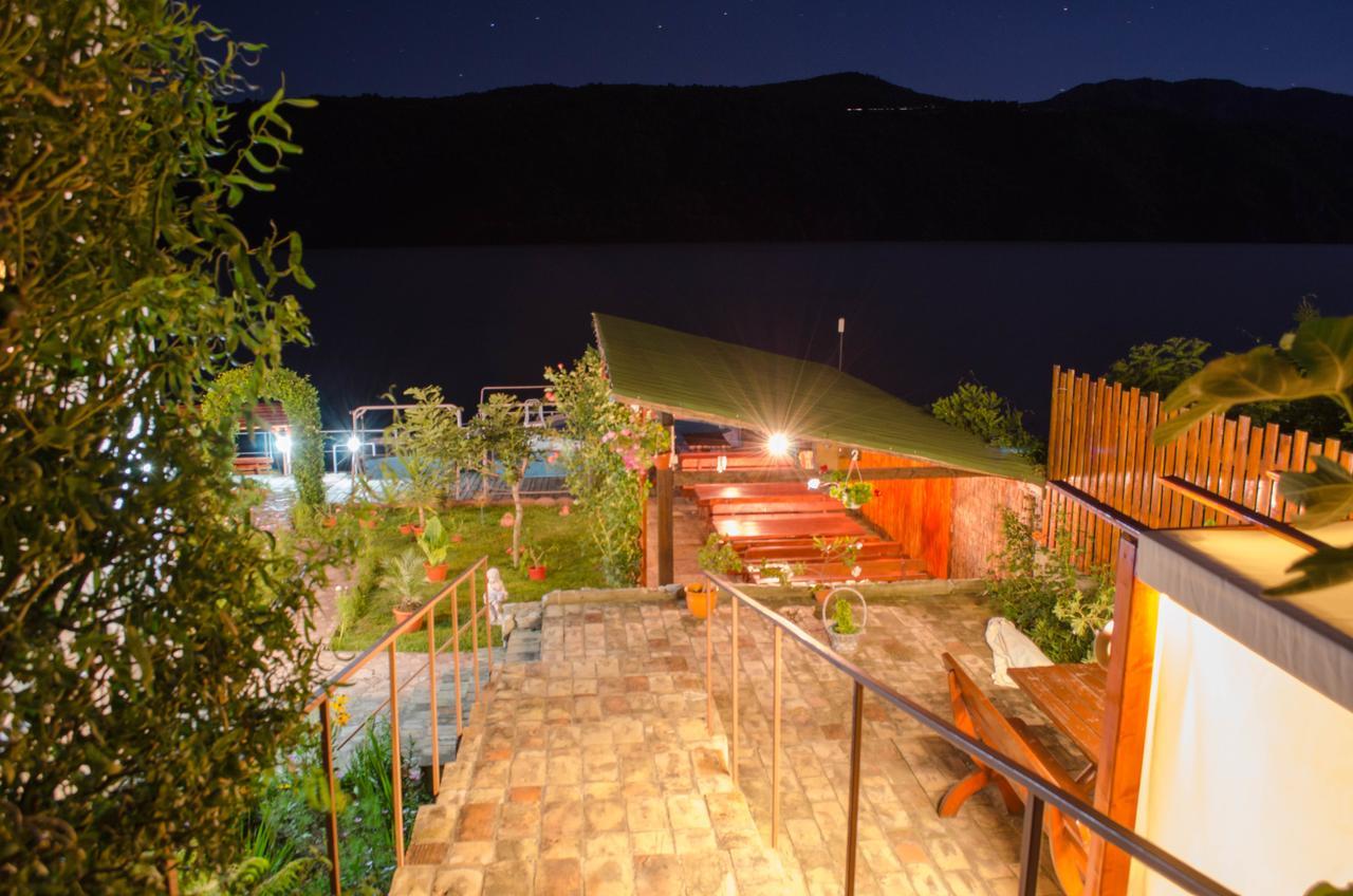 Casa Ana Serena Ieşelniţa Esterno foto